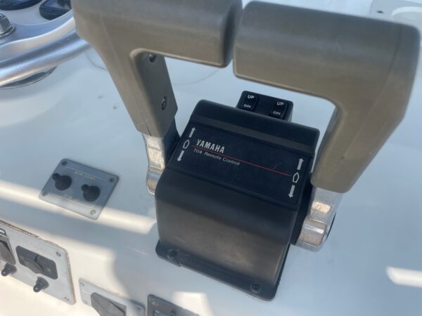 Pursuit 2870 Center Console - Image 15