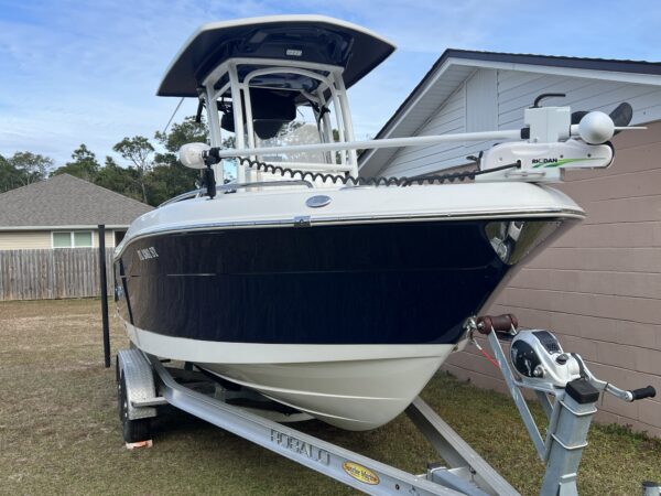 R222 Robalo Center Console - Image 23