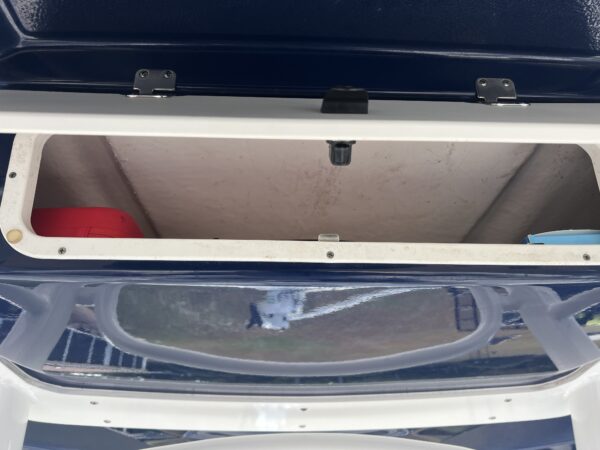 R222 Robalo Center Console - Image 5