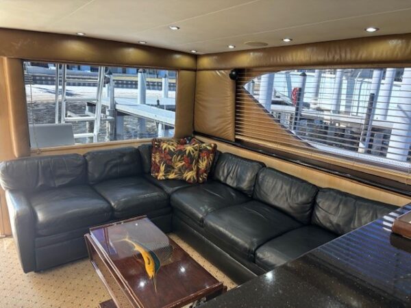 60' HATTERAS 60 CONVERTIBLE 1998 - TAKE A LOOK AT THIS BOAT! - Image 14