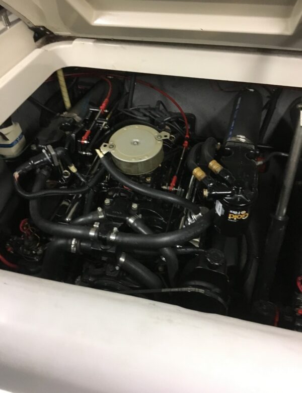 1991 Formula 272 SR-1 - Image 16